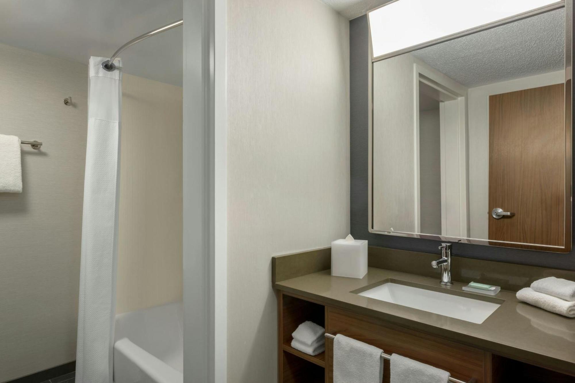 Courtyard By Marriott Kokomo Zewnętrze zdjęcie